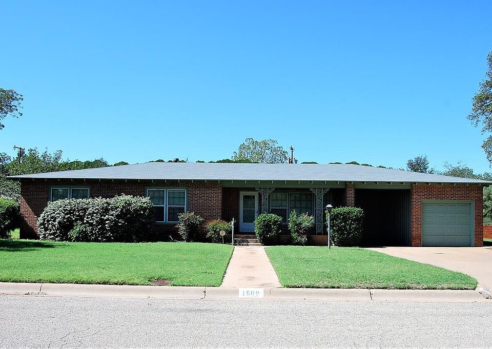 1st image of 1509 Crescent Dr