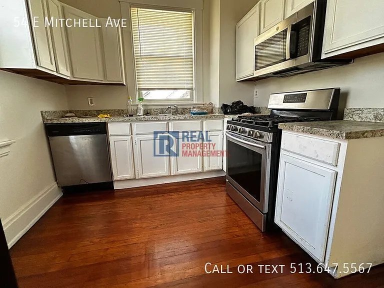 54 E Mitchell Ave — Photo 2