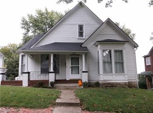 736 Walnut St, Leavenworth, KS 66048