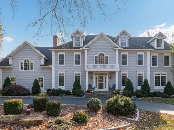 51 Kendal Court, Guilford, CT 06437
