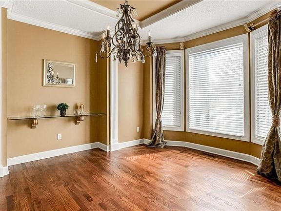 5th image of 13257 W 132nd St
