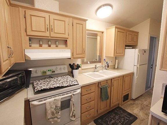 5th image of 1703 N Thornton Rd #396