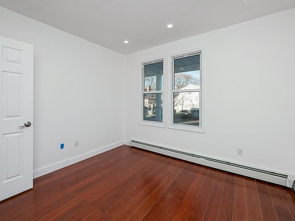 2nd image of 59 Longdale Ave #2L