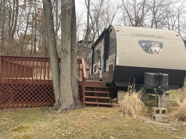 5/368 Woodhaven Lakes, Sublette, IL 61367