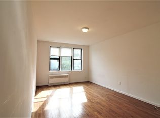 515 E 6th St #4D, New York, NY 10009