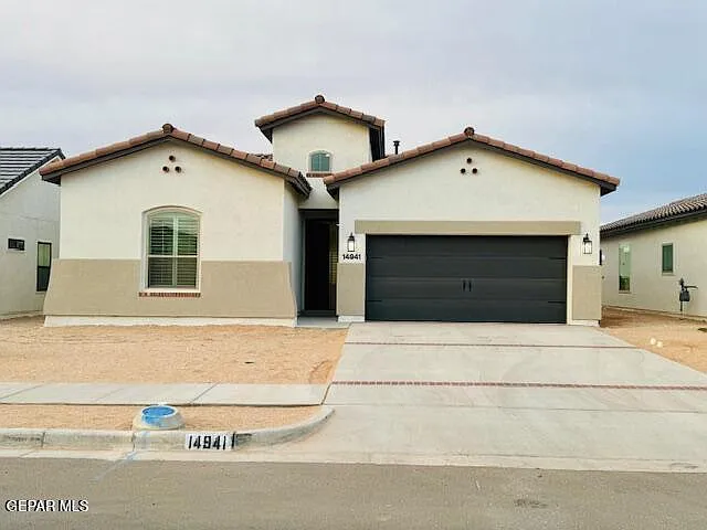 3 bed, 3.5 bath, 1913 sqft, $2,750 — Photo 1