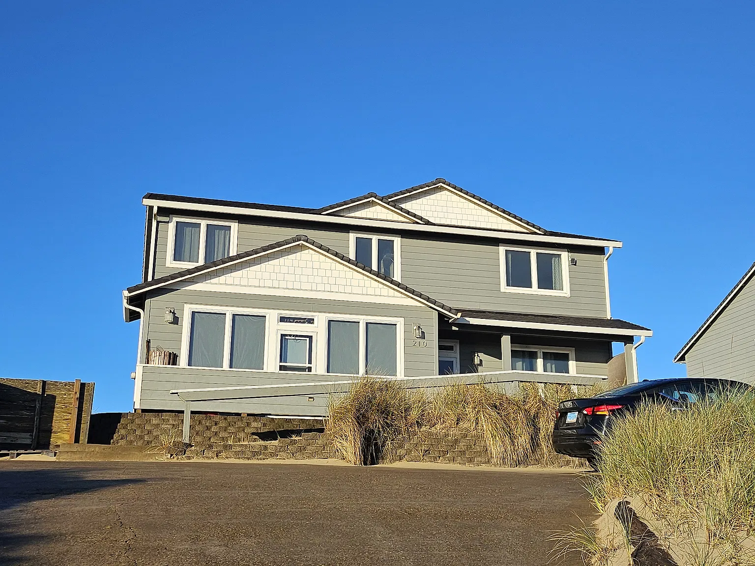 5 bed, 2852 sqft, $5,000 — Photo 1