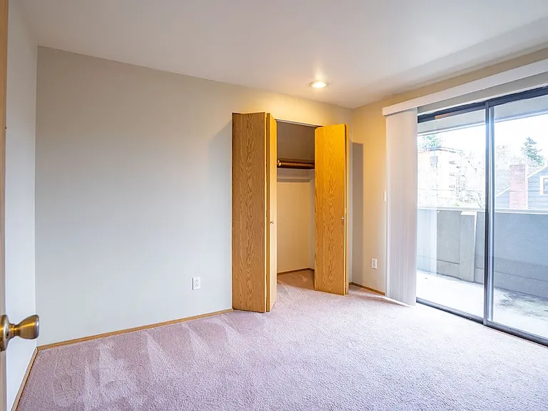 The Gracey Apartments — Photo 8