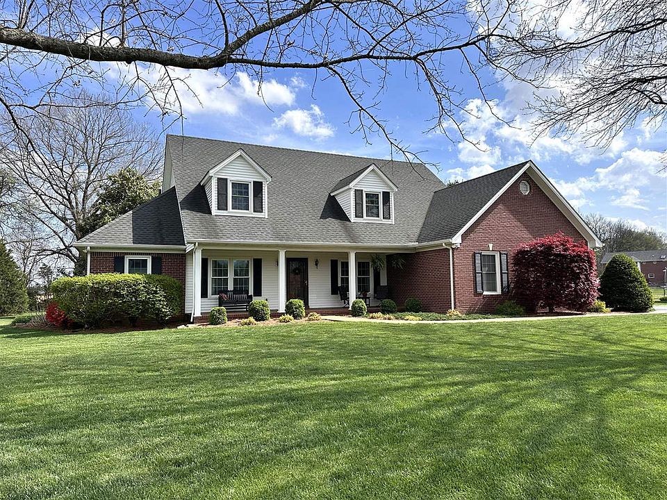 1st image of 262 Southwind Dr