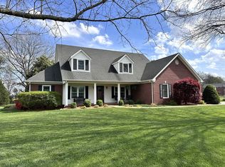 262 Southwind Dr, Bowling Green, KY 42104