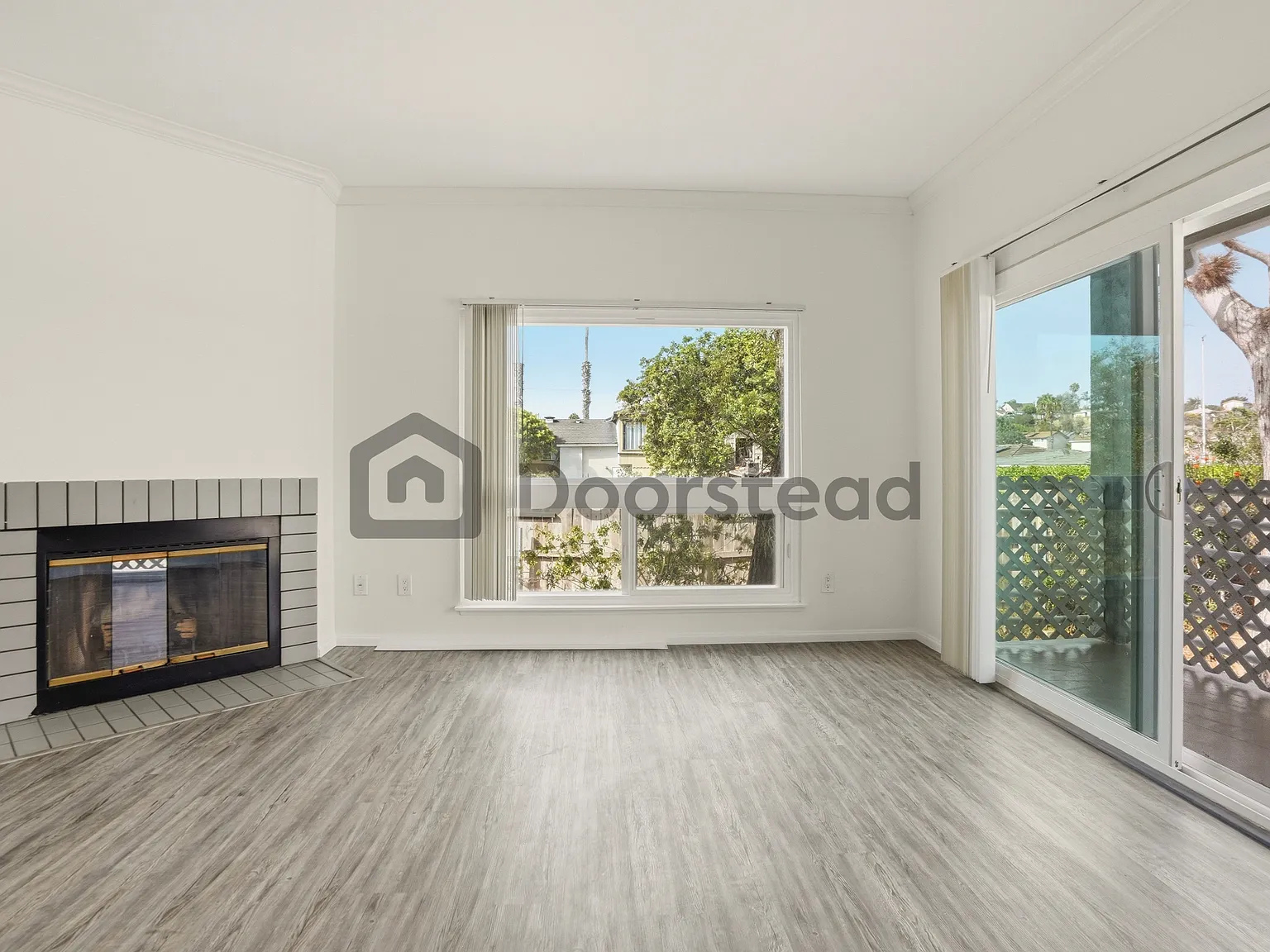 3 bed, 3.0 bath, 1250 sqft, $4,900 — Photo 4