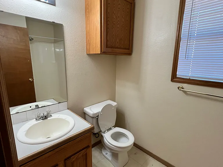 1411 Par Rd #B — Photo 8