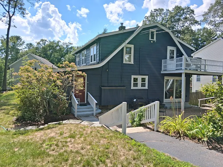 10 Pine Grove Rd #B — Photo 7