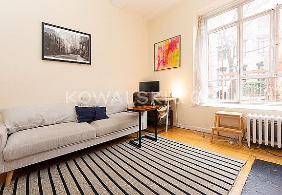 3rd image of 55 Morton St APT 2B