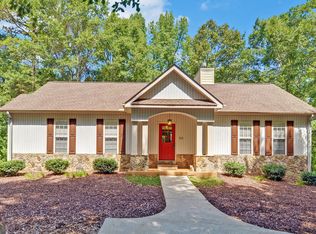 50 Lighthouse Ln, Hartwell, GA 30643