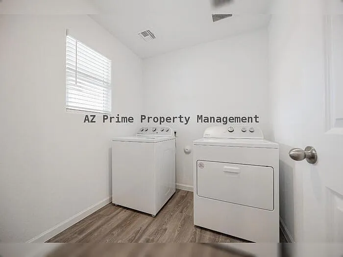 28 S Naples Ln — Photo 23