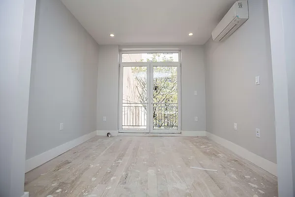 Rented by Nooklyn NYC LLC | media 15