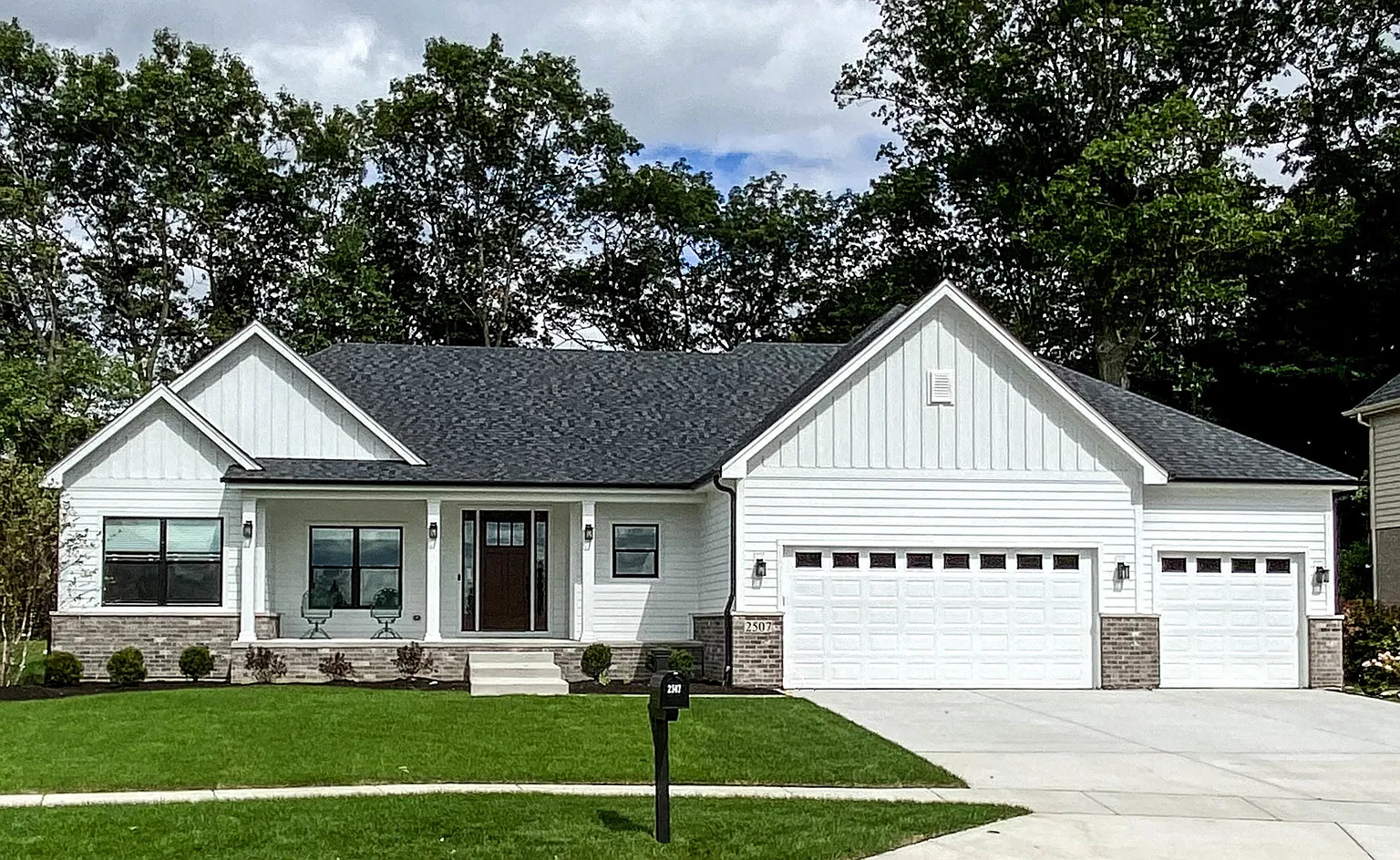 25919 W Kelly Ct photo 1