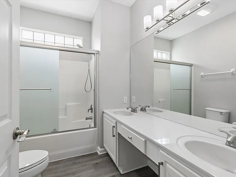 8884 Hampton Landing Dr E — Photo 22