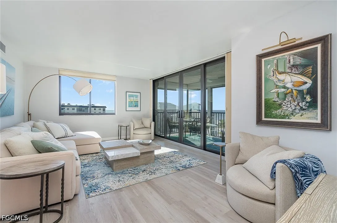 2 bed, 2.0 bath, 1266 sqft, $13,250 — Photo 1
