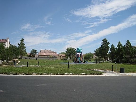2nd image of 2823 Promontory Vista Pl