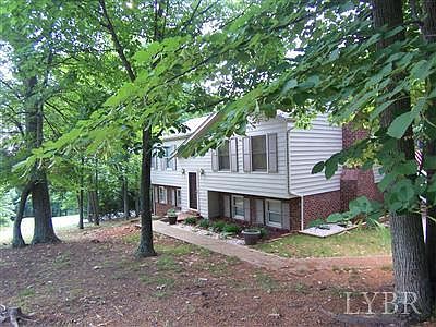 2nd image of 200 Fox Hollow Rd