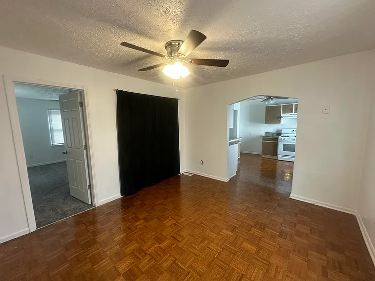 95 Glass Ave — Photo 15