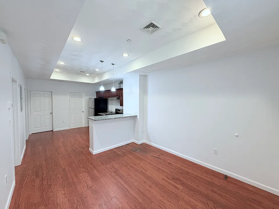 35 Cherry St