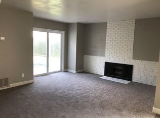 575 S Parker St APT A, Orange, CA 92868
