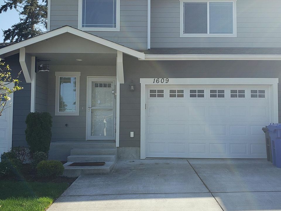 1st image of 1609 SW Stremler Dr