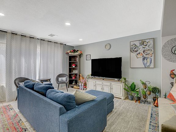 5th image of 9611 Sage Sparrow Ave