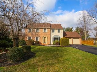 1905 Bevin Dr, Allentown, PA 18103