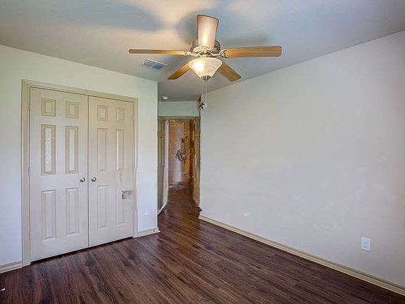 3rd image of 10723 Deauville Dr