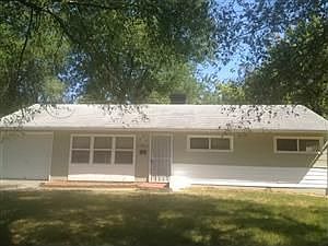 2nd image of 11305 Crystal Ave