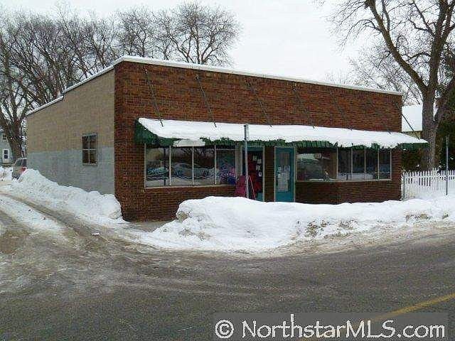 1st image of 3011 36th Ave S