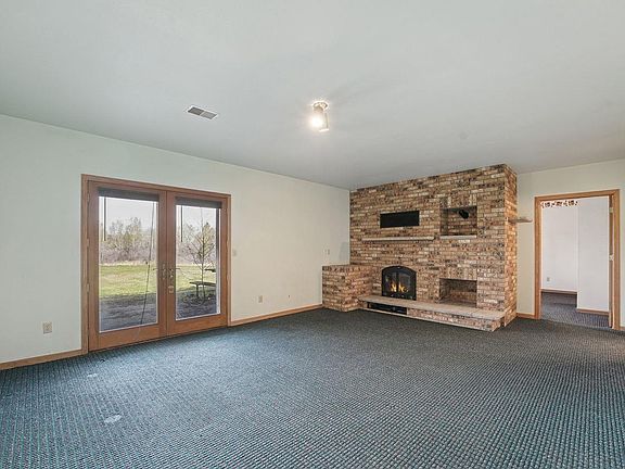 4th image of 2909 Golf Course Rd