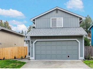 621 Malibu Dr SE, Lacey, WA 98503