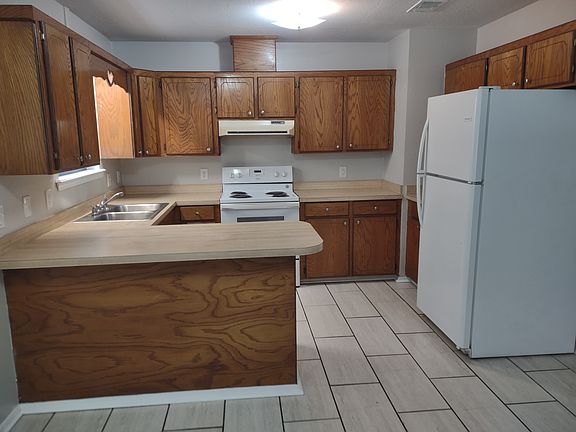 Kitchen from Dining Nook/carport door