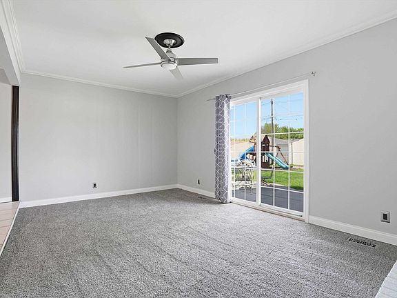 5th image of 35323 Simco Dr