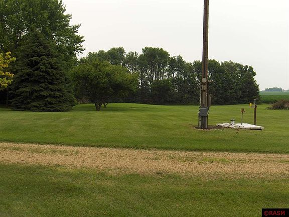 4th image of 19517 499th Ave