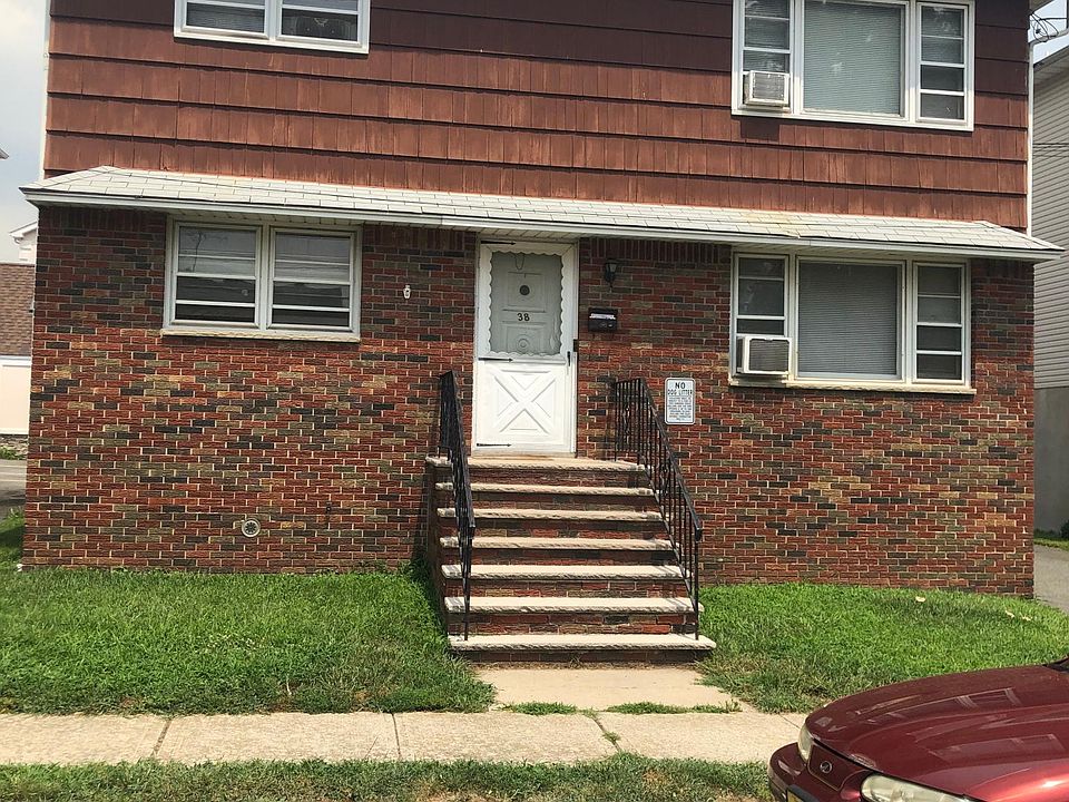 1st image of 38 Carmer Ave #2