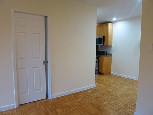 Rented by City & Suburban | media 25