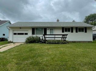 319 N Park Blvd, Freeport, IL 61032