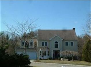 15 Hawthorne Rd, Medfield, MA 02052