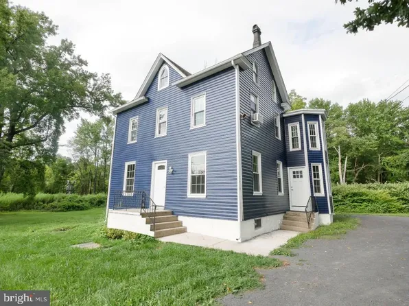 770 Woodbourne Rd, Langhorne, PA 19047