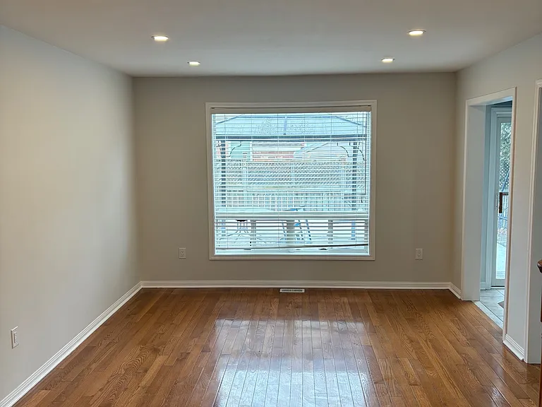 440 Bundy Dr — Photo 5