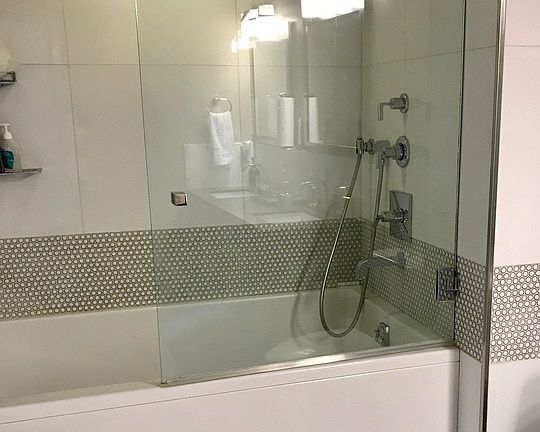 5th image of 12837 Moorpark St Unit 311