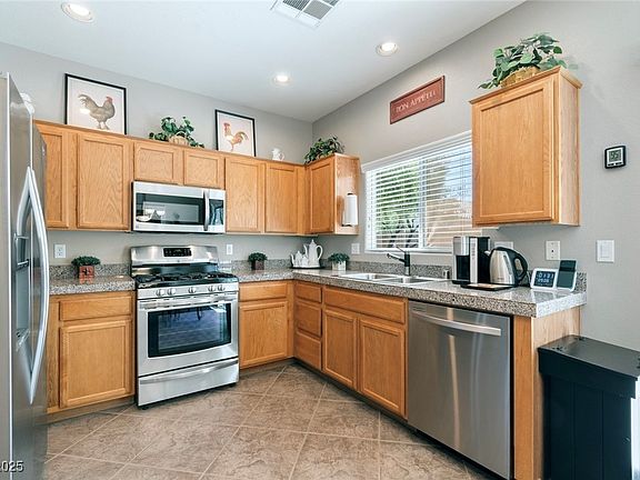 4th image of 6243 Tierra Cove St