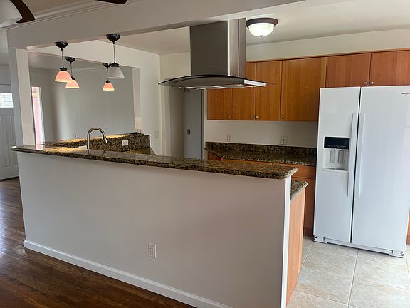 5th image of 1643 Oliver Ave