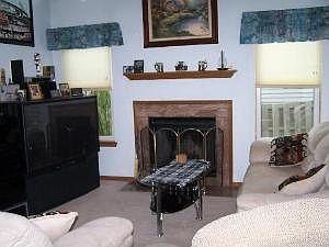 5th image of 71 Bradford Ln